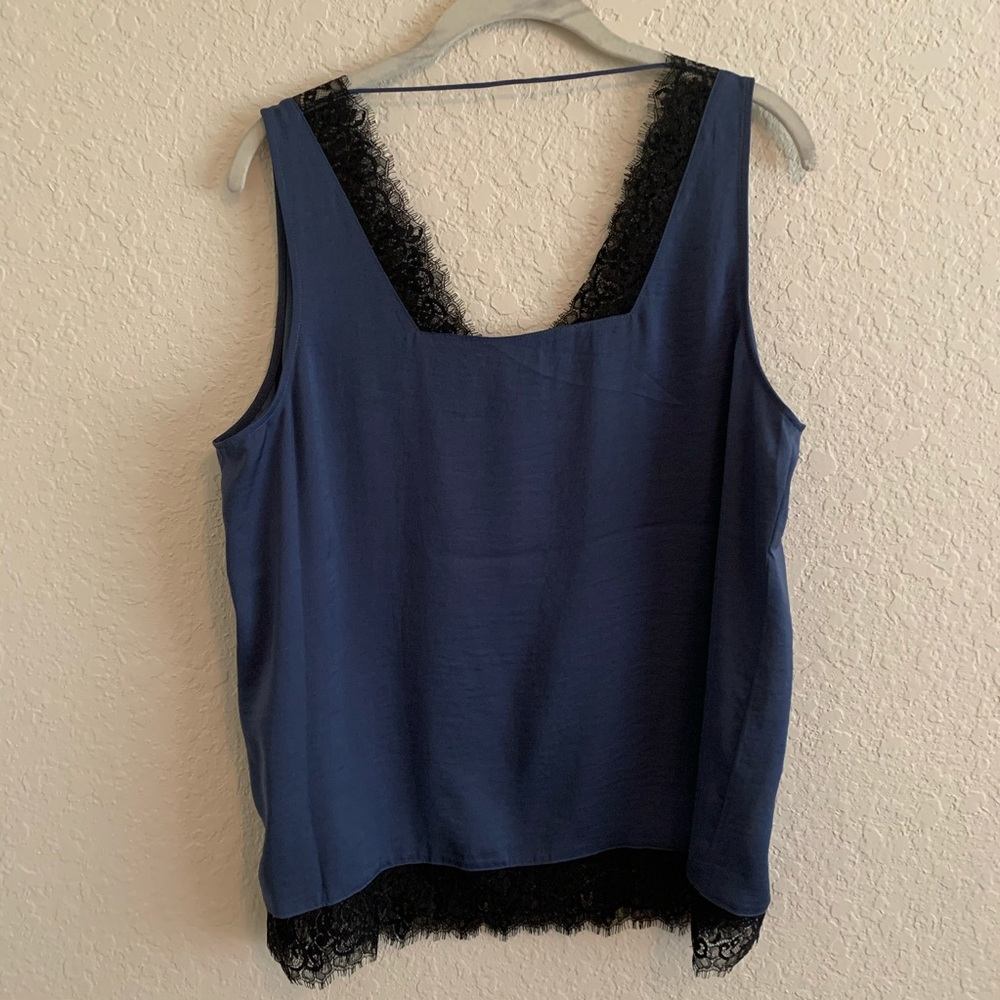 EXPRESS LACE TRIM TANK - Picture 2 of 5